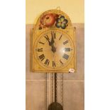 KLEINE SCHWARZWÄLDER SCHILDERUHR / wall clock, Schwarzwald, 19. Jh., eckiges Holzgehäuse mit