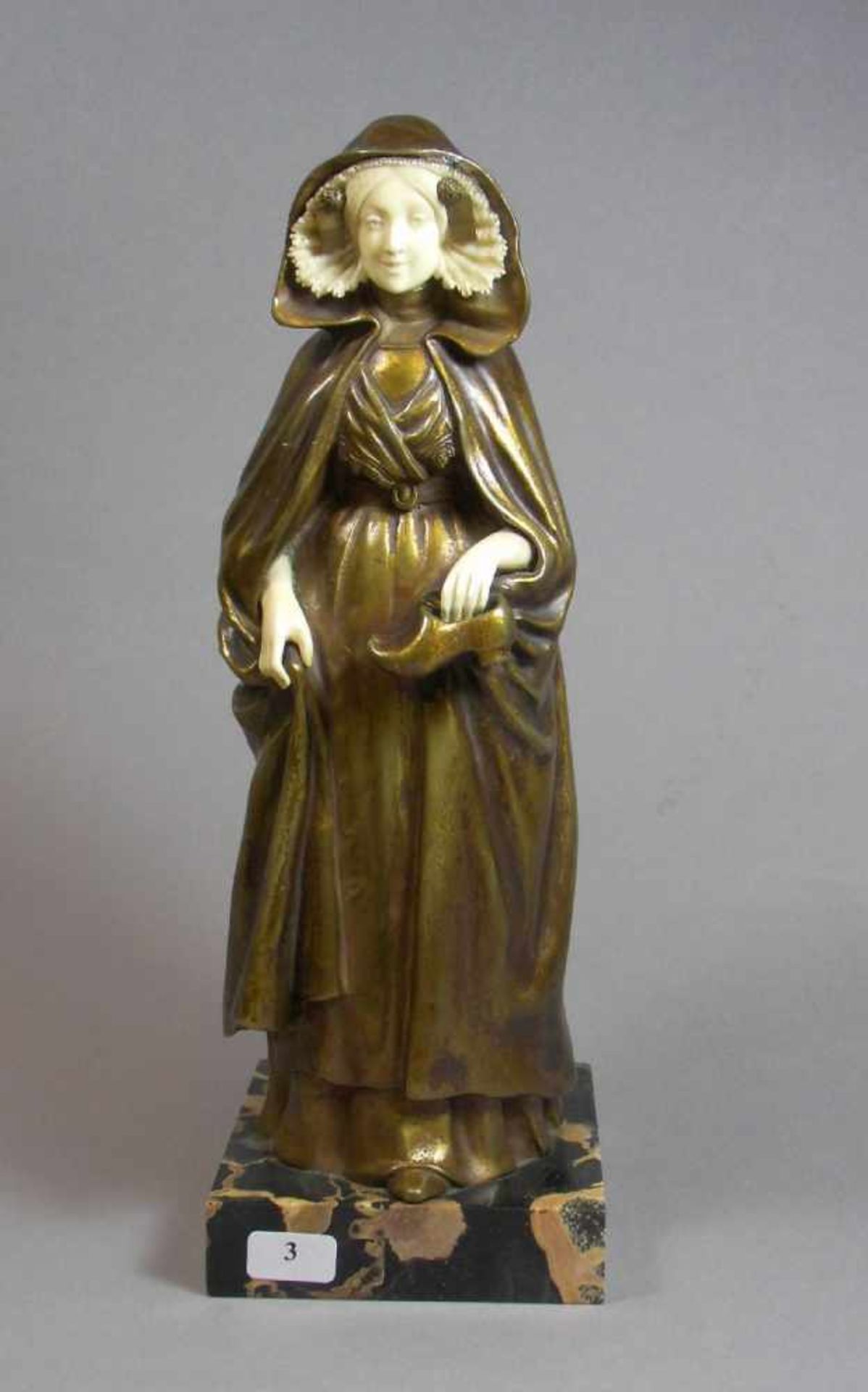 BERNOUD, EUGÈNE (französischer Bildhauer des 19./20. Jh.), Skulptur: "La marche silencieuse", Bronze