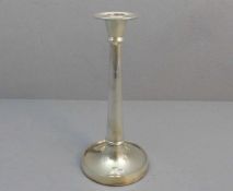 KERZENSTÄNDER / KERZENHALTER / candle stick, 20. Jh., versilbertes Metall, ungemarkt. Konische