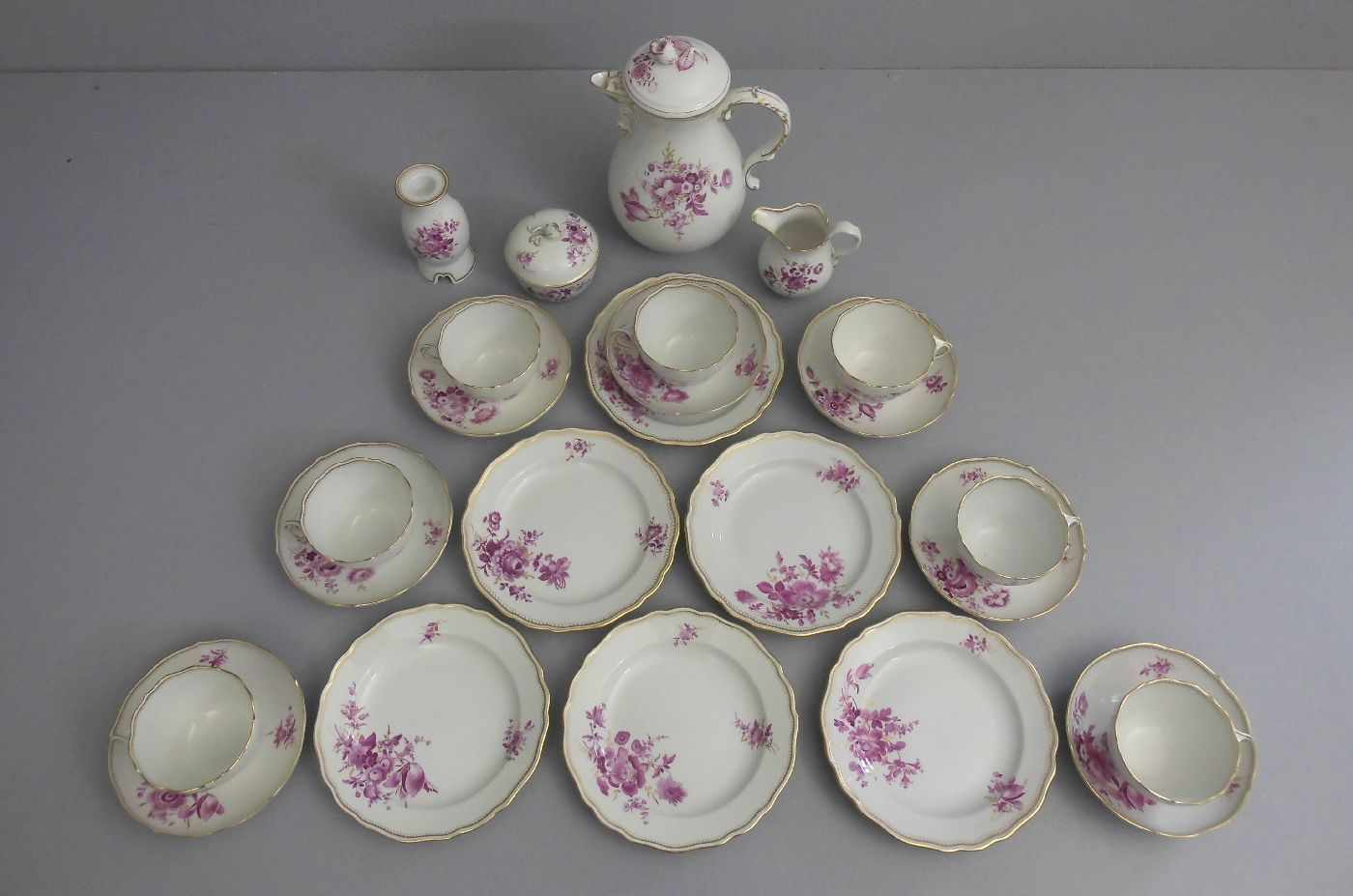 KAFFEE - ODER TEE - SERVICE / coffee or tea set, Porzellan, Manufaktur Meissen, unterglasurblaue - Bild 2 aus 6