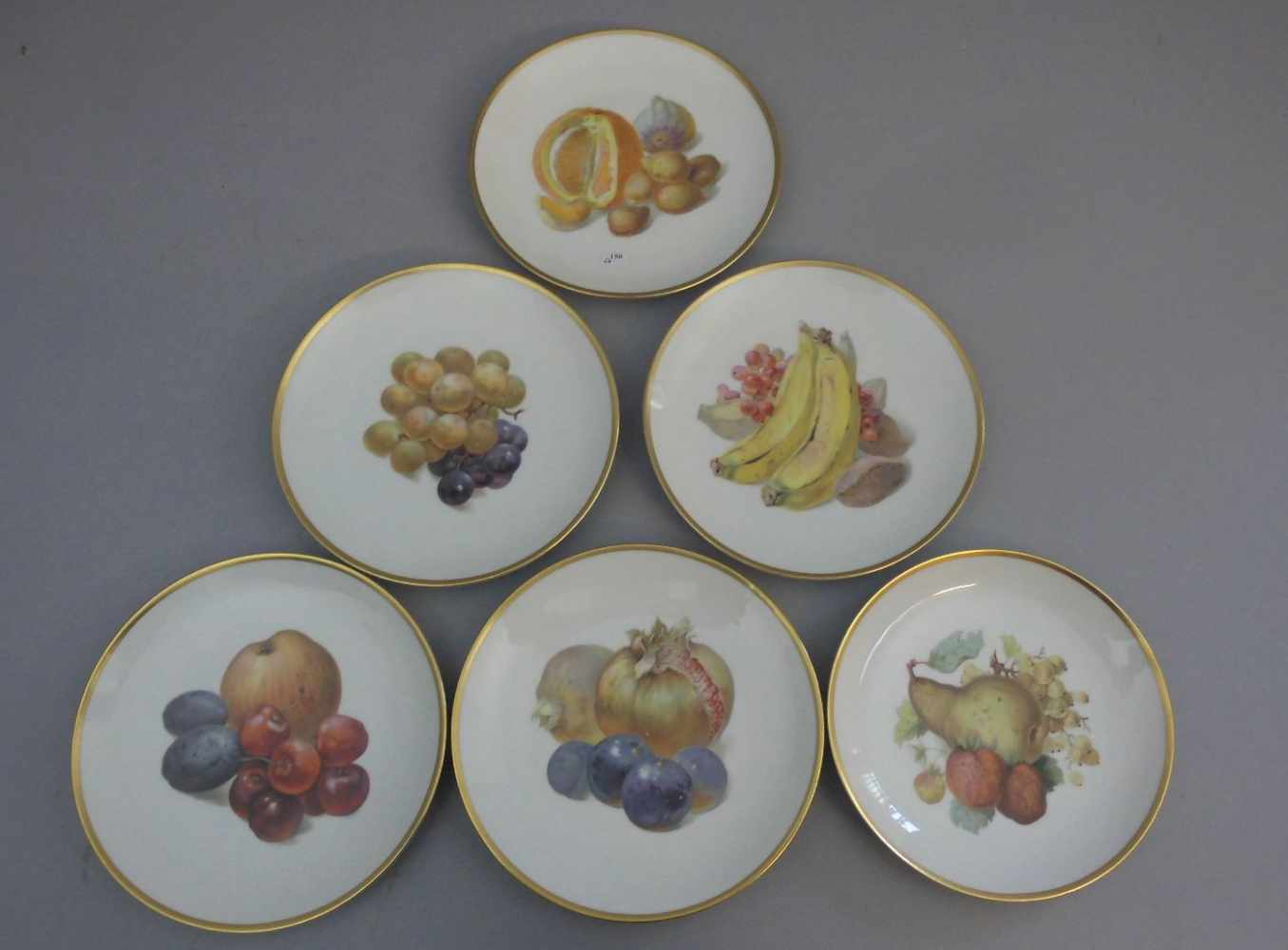 6 OBST - TELLER / fruit plates, Porzellan "Thomas Bavaria"; flach gemuldete Form auf Rundstand,