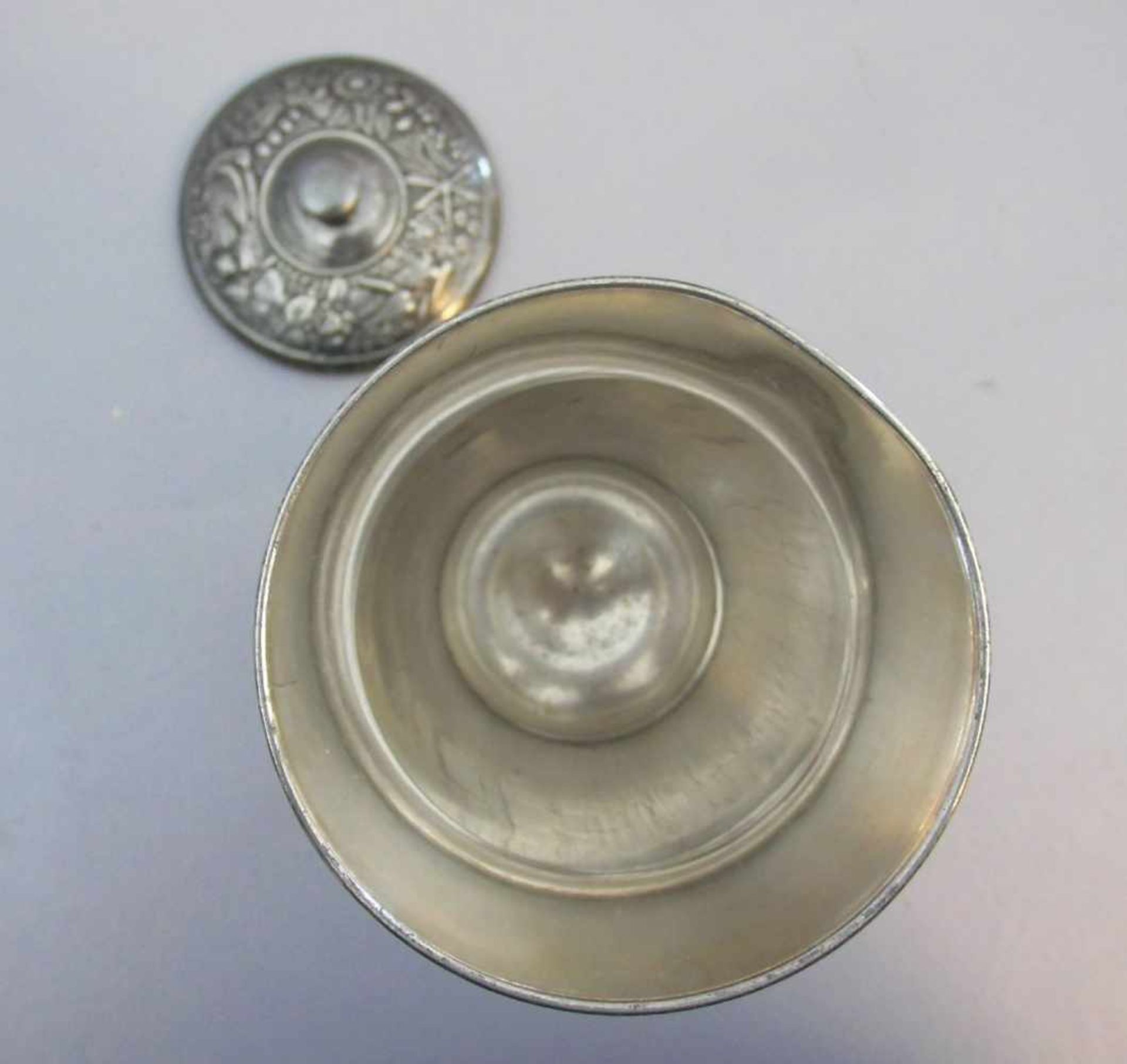 JUGENDSTIL DECKEL - POKAL / art nouveau goblet, silberfarbenes Metall, unter dem Stand u. a. - Bild 2 aus 4