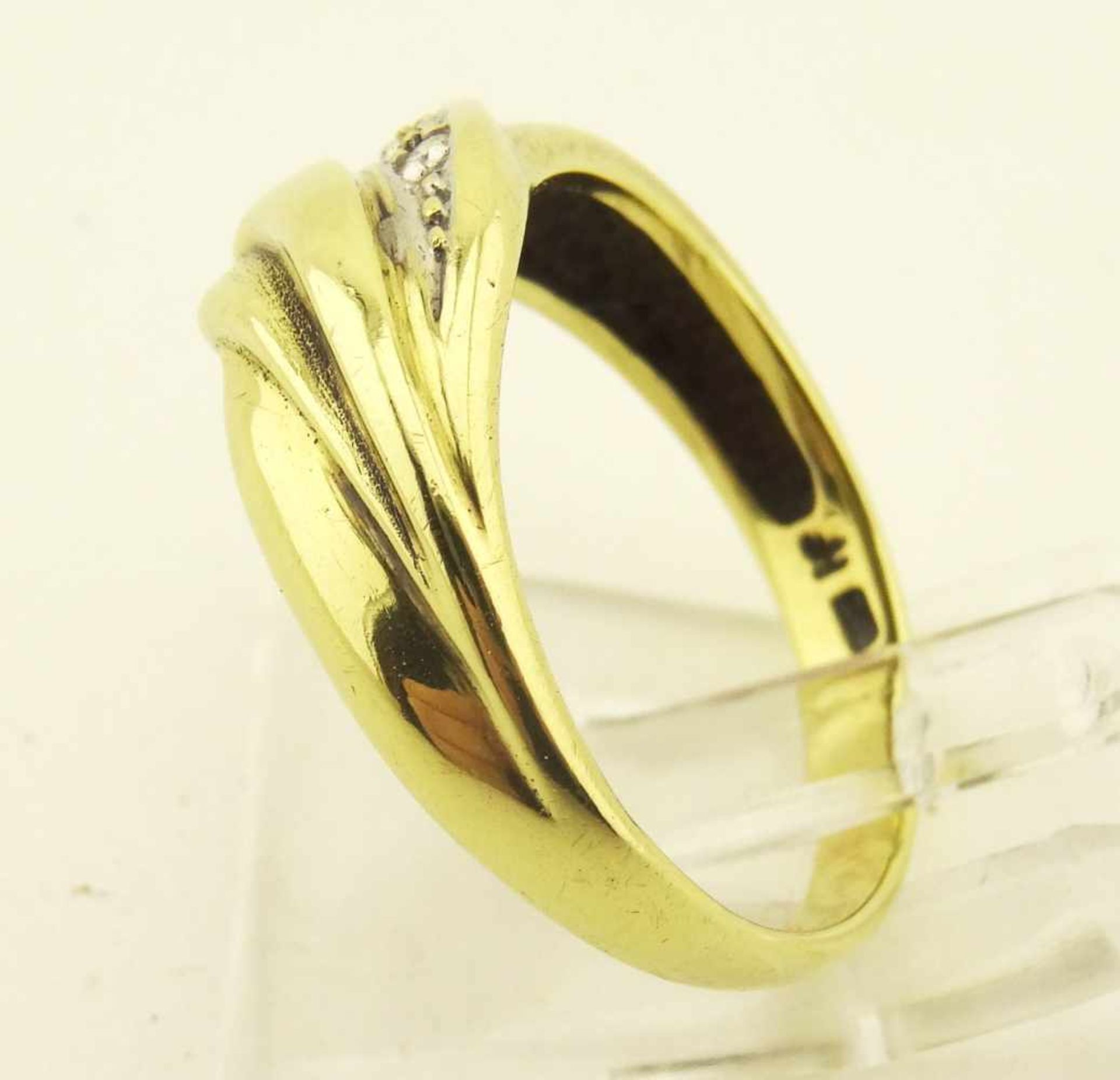 Damenring 585 Gold mit Diamant, bicolor, RG 51, Gewicht ges. ca. 3g - Bild 2 aus 3