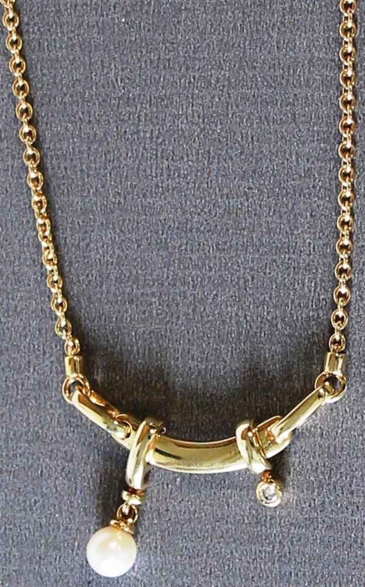 585er Gold Brillant Collier mit Perle, NOS Brillant 0,05 ct., 43 cm lange Ankerkette massiv,