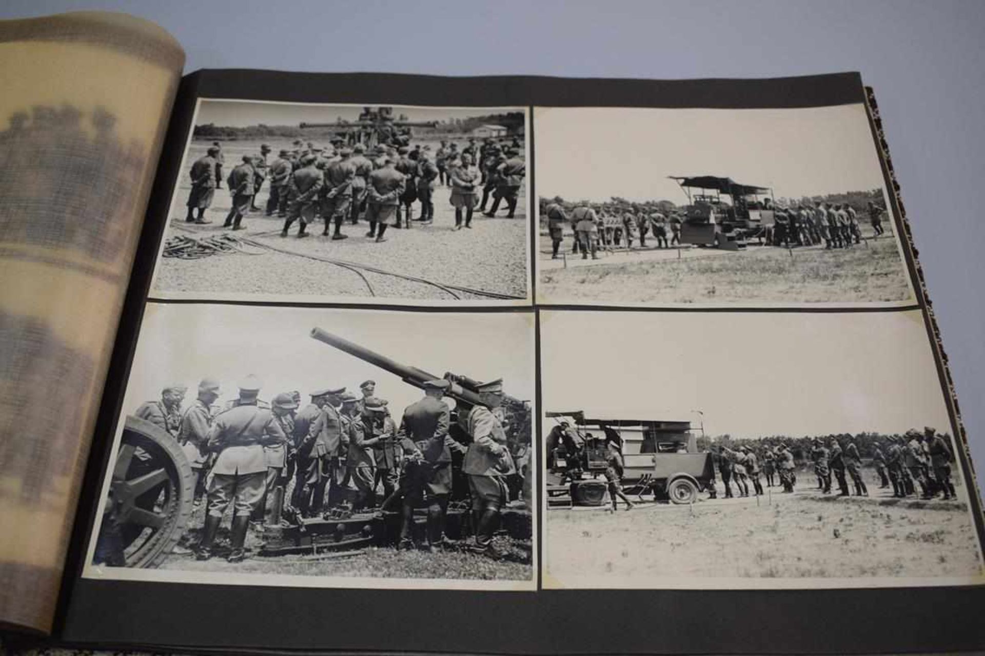 Nachlass: General Alfred Haubold, Fotoalbum 2. Weltkrieg u.a. Adolf Hitler, Mussolini etc. 292 - Bild 15 aus 25