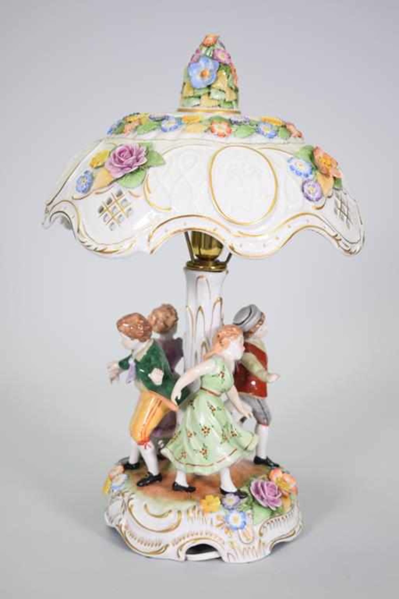 Schierholz Porzellan Lampe "Tanzender Kinderreigen"Porzellan Lampe "Tanzender Kinderreigen" Zustand: