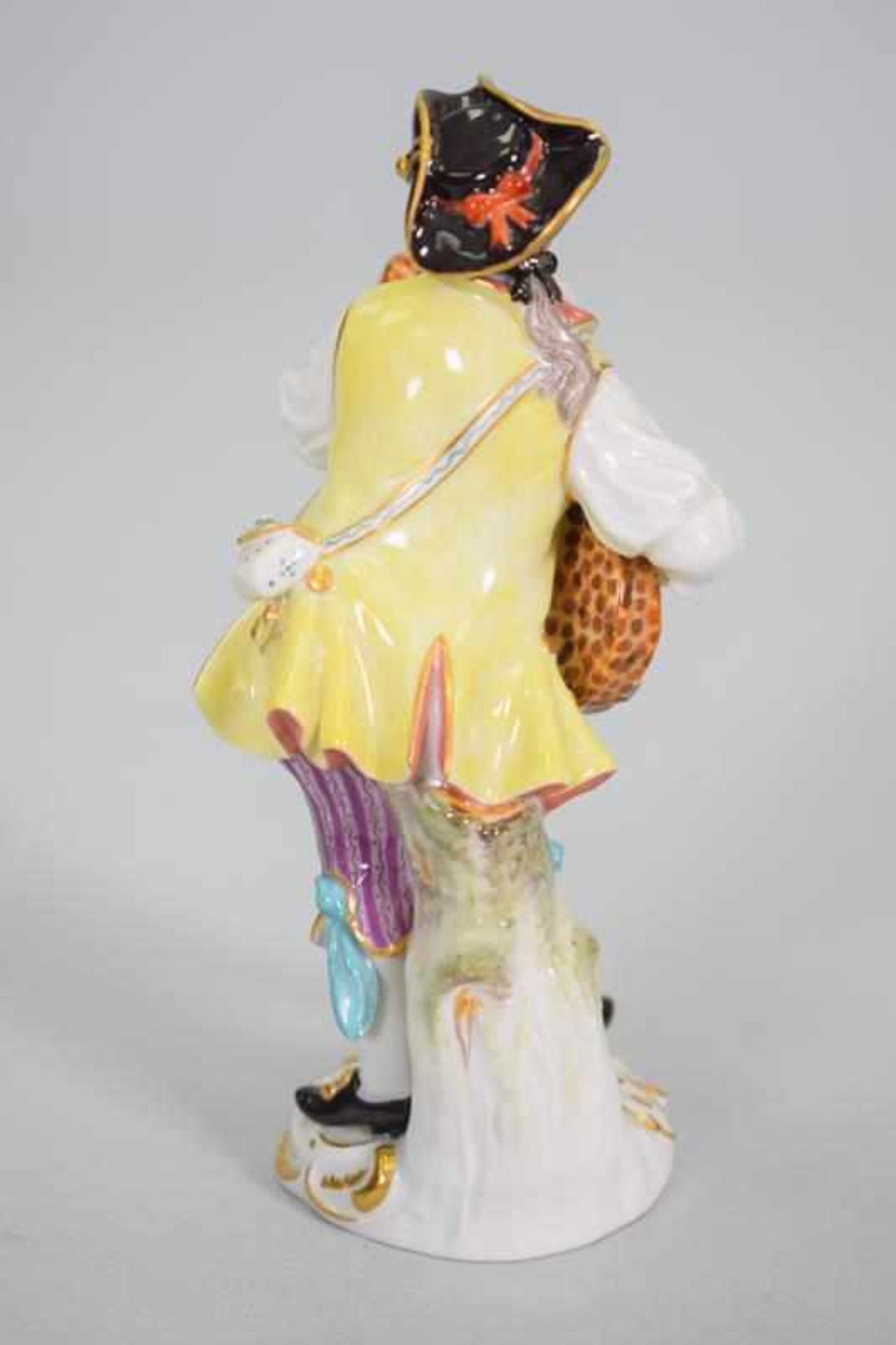 Meissen Figur "Gitarrist"Meissen um 1990, 1.Wahl, Maße Höhe ca. 14 cm, Zustand gut außer eine - Bild 2 aus 4