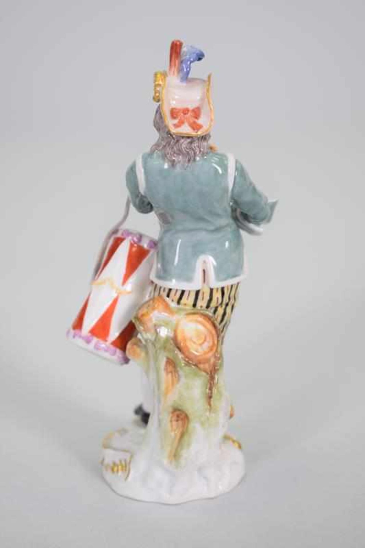 Meissen Figur "Ausrufer mit Trommel und Flöte, Feder am Hut"Meissen um 1990, 1.Wahl, Maße Höhe ca. - Bild 2 aus 3