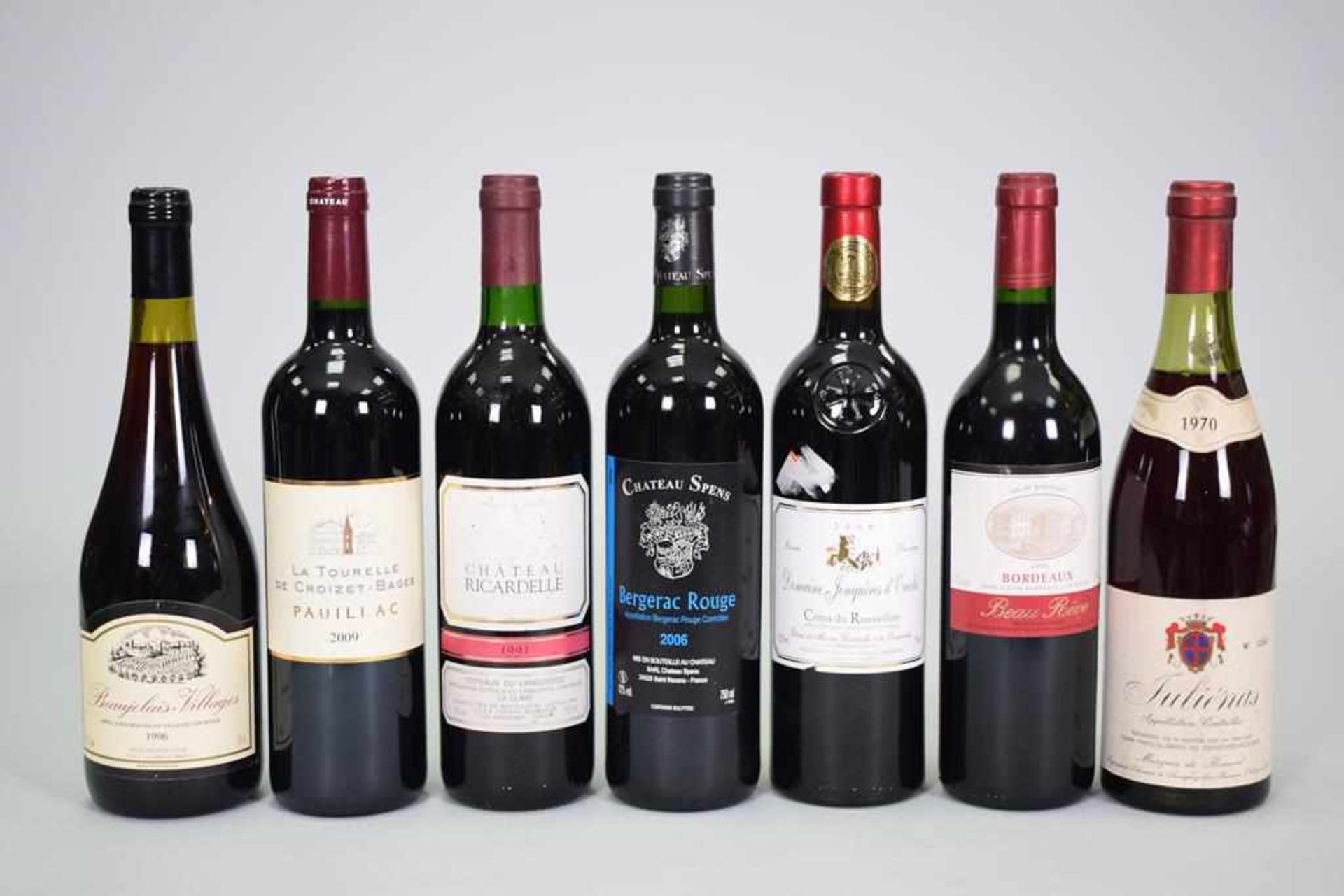Konvolut 7 französische Rotweine 1970, 1991, 1996, 2006, 2008 und 20091) Juliénas No.02947, 1970