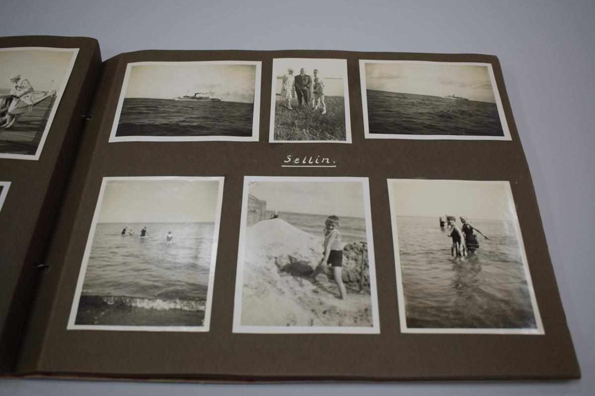 Nachlass: General Alfred Haubold, Fotoalbum Haubold in jungen Jahren Hochzeit, Hindenburg 286 - Bild 26 aus 27