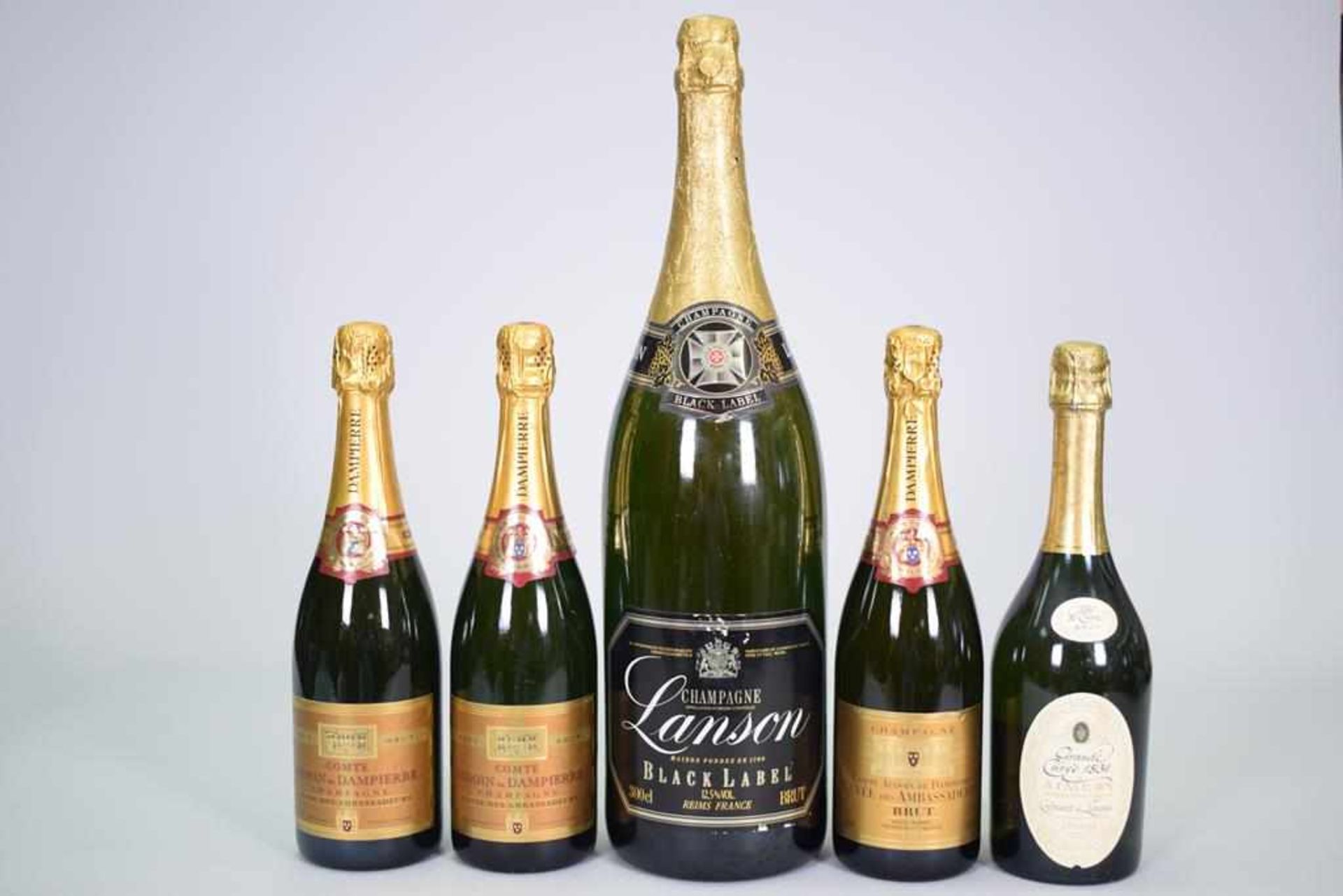 Konvolut Champagner 5 Flaschen Dampierre, Lanson, Crémant de Limoux1) 3 Flaschen Cuvée de