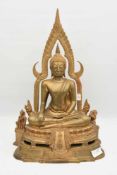 BUDDHA, vergoldetes Metall, Thailand 20. Jahrhundert Thronender thailändischer Buddha im Amaravati