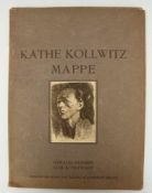 KÄTHE KOLLWITZ MAPPE, Druckgrafiken auf Papier in Pappmappe, Deutsches Reich um 1910 Drucke von