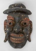 HOLZMASKE, beschnitzes und bemaltes Holz, Tibet/Nepal, 20. Jahrhundert Maske eines Schutzgottes,