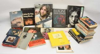 THE BEATLES- BOOKS 2: JOHN LENNON LITERATURE; diverse Monografien bzw. Literatur über John Lennon,