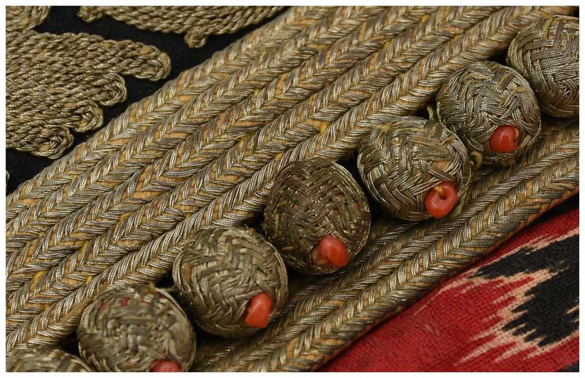 KINDERJACKE, handbesticktes Leinen/Baumwolle, Korallen, bedruckt, Spanien 1. Hälfte Jahrhundert - Bild 4 aus 5