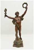 "LE TRIOMPHE", Metallguss bronziert, Frankreich 20. Jahrhundert Jugendstil- Skulptur nach Original