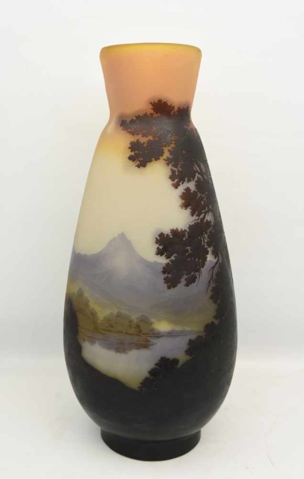 EMILE GALLÉ NANCY, Vase Glas farbig überfangen, ovoide Form, Frankreich um 1935 Höhe mit 63 cm und - Bild 4 aus 18