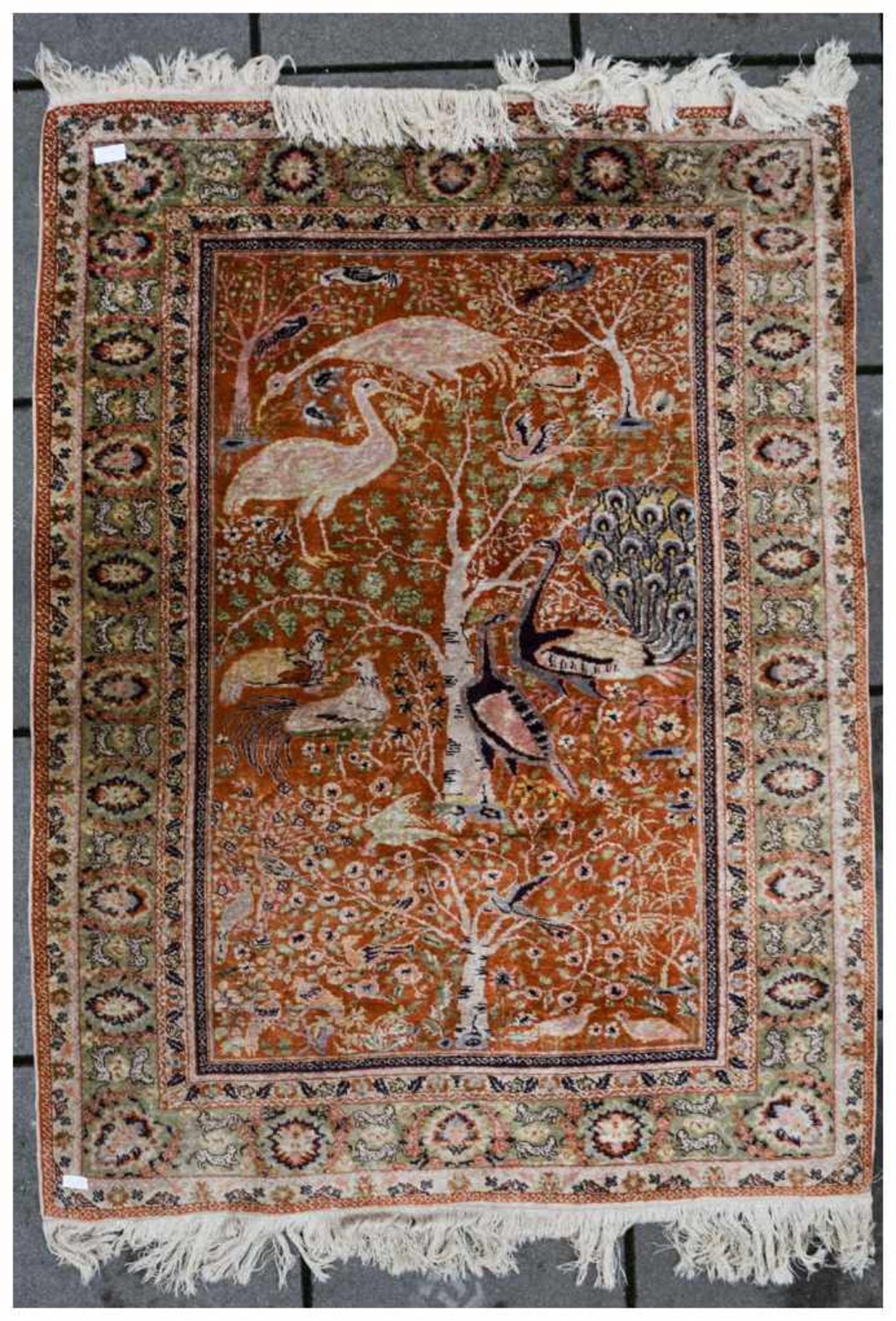 SEIDENTEPPICH 1, polychrom, Persien 20. Jahrhundert Hellrot/orange, Vögel, Kraniche, Pfauen mit