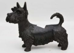"SCHNAUZER", Bronzefigur, 1. Hälfte 20. Jahrhundert Figur eines Hundes der Rasse Schnauzer, Höhe: 14