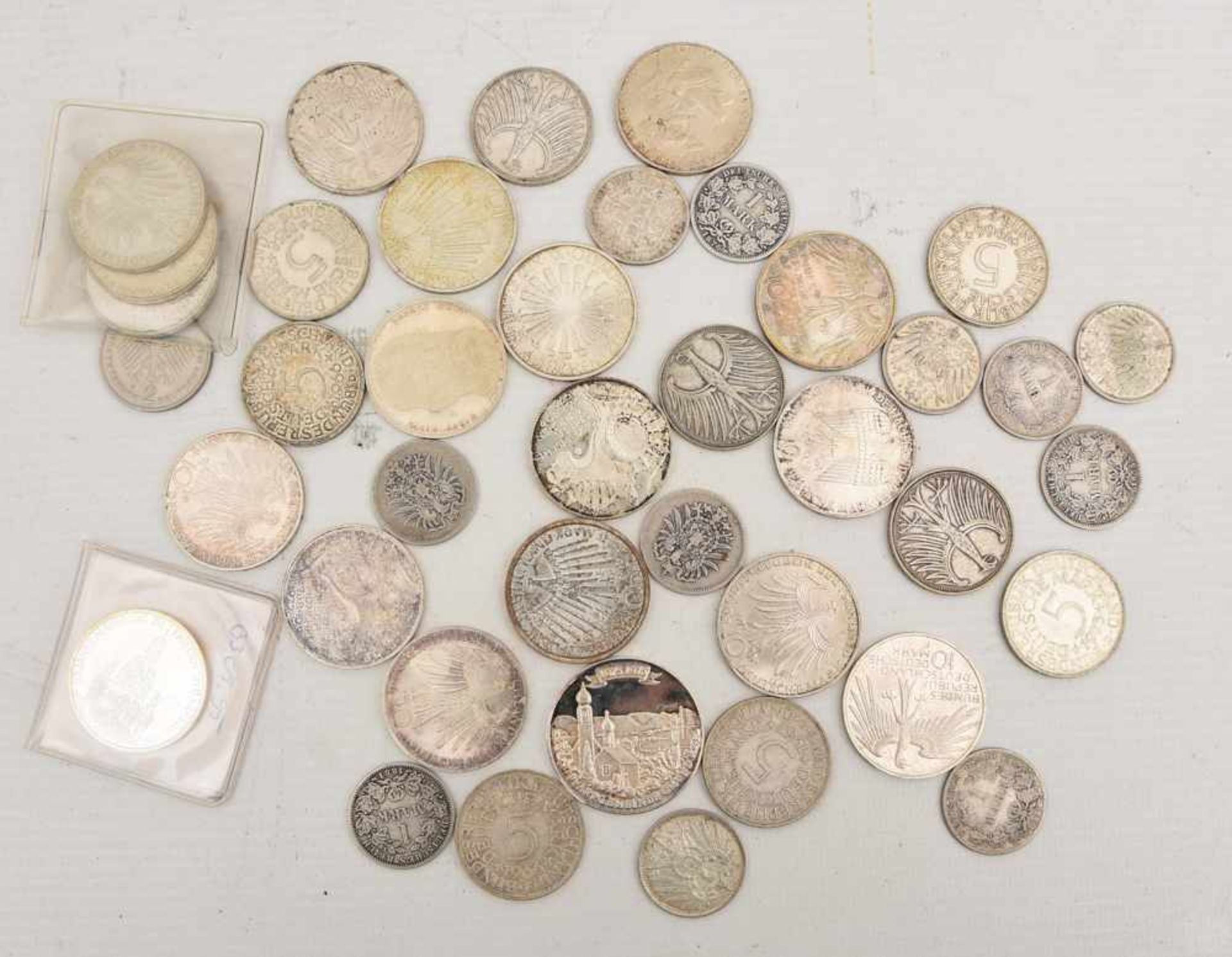 KONV. AUS DEUTSCHEN MÜNZEN, Erinnerungsmünzen, Markstücke, Sondermünzen. 1-3 cm.