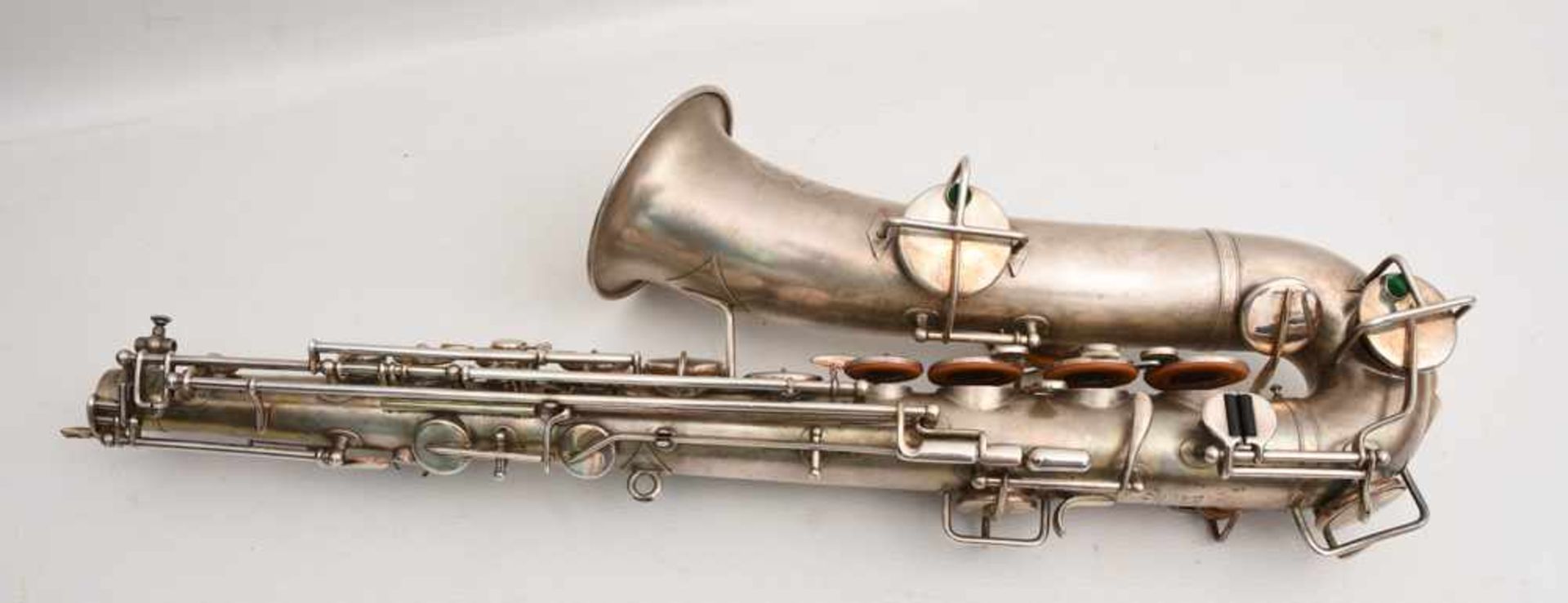 SAXOPHONE MIT KASTEN UND ZUBEHÖR, bez. "the buescher elkhart ind saxophone" nummeriert 163912. d. 12 - Bild 6 aus 9