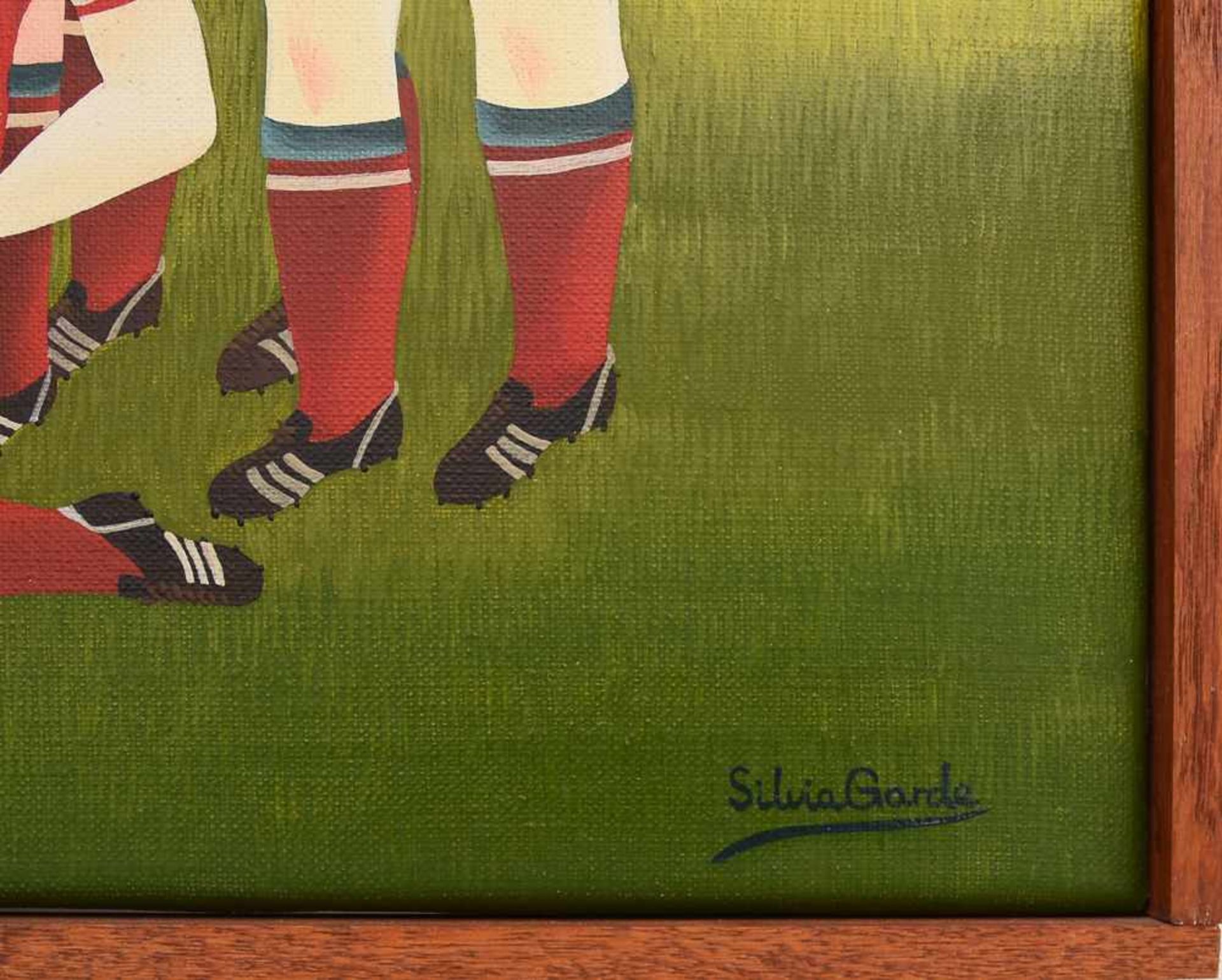 SILVIA GARDE, "Fußballmanschaft", Öl auf Leinwand, gerahmt. Unten rechts signiert. 62 x 52 cm. - Bild 2 aus 3
