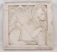 HOCHRELIEF, Markus der Evangelist, Gips, 20. Jh. Als Löwe symbolisierter Markus. 68 x 65 cm. Aus dem