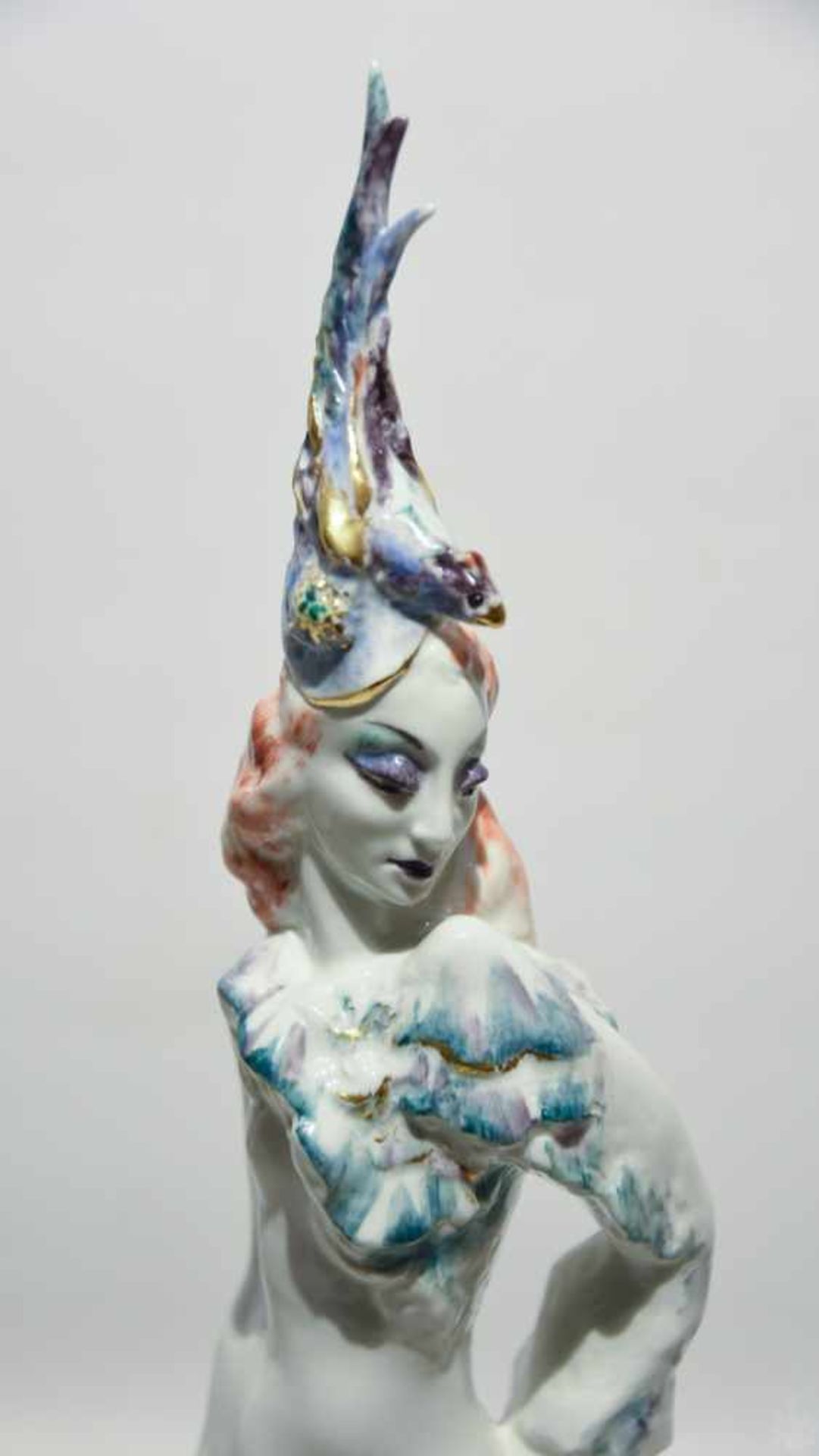 MEISSEN FIGUR LIMITED EDITION, Modell tanzend, Deutschland, 2005.Modern und stolz anmutende Figur - Image 2 of 9