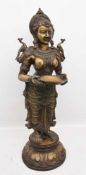 LAKSHMI SKULPTUR, Bronze, Indien, 19. Jhd.Die Skulptur hält eine Schale in den Händen, auf ihren