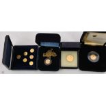 MÜNZANHÄNGER, Die kleinsten Goldmünzen der Welt, mit 14 Karat Kette, 20. Jhd. (13)1x Münzanhänger
