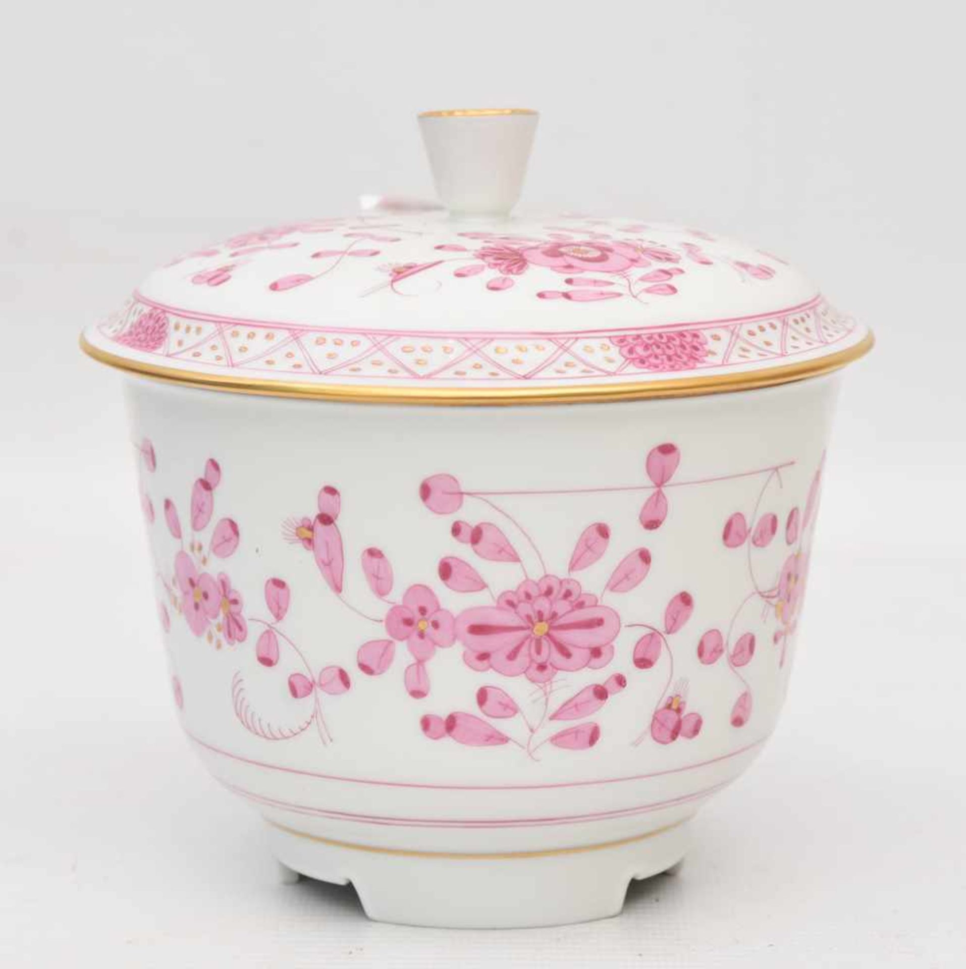 KONV. AUS DECKELDOSE UND VASE, Deutschland/Ungarn 20. Jh.Deckeldose von Meissen, Gold und Rosa - Image 11 of 13