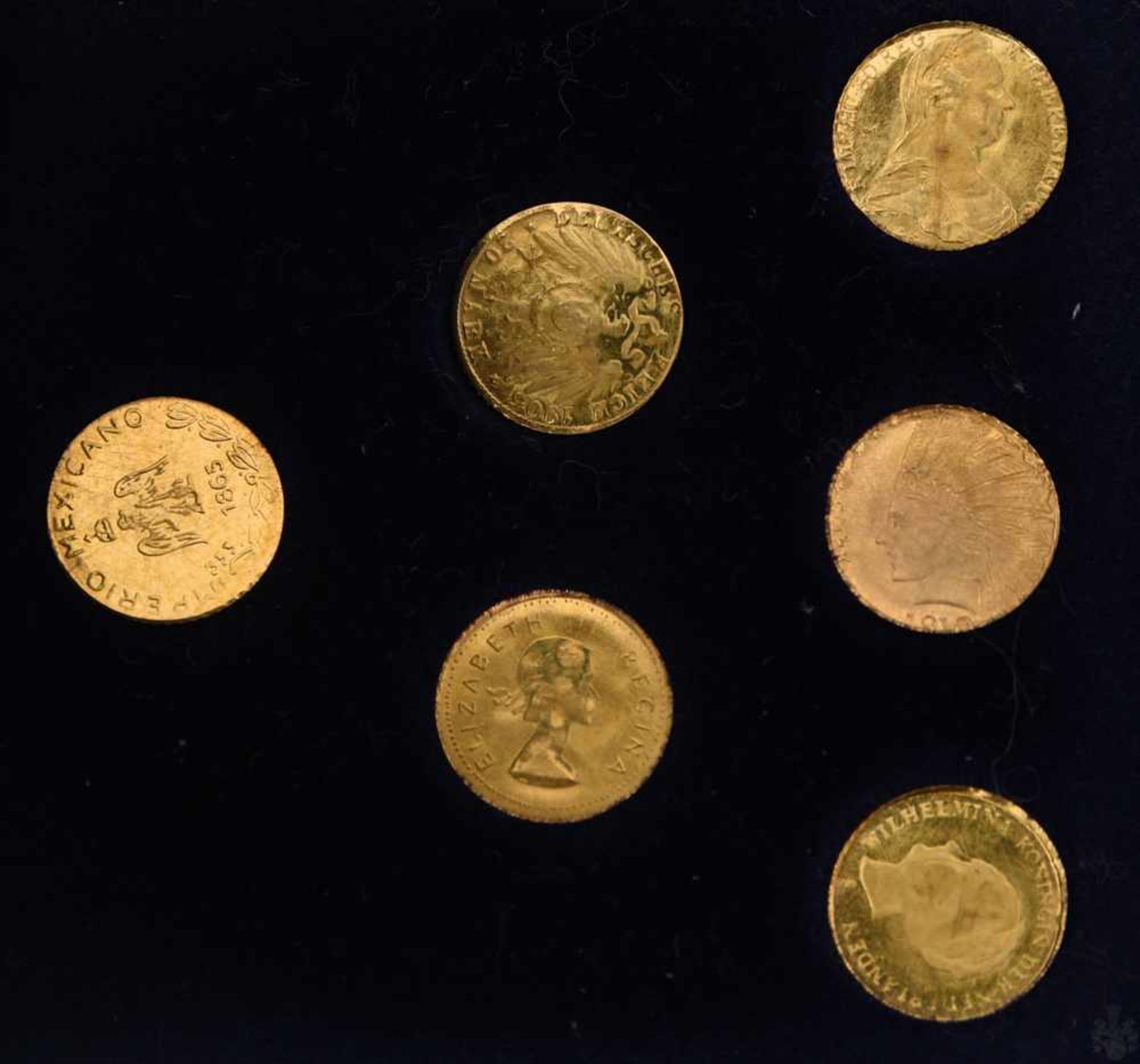 MÜNZANHÄNGER, Die kleinsten Goldmünzen der Welt, mit 14 Karat Kette, 20. Jhd. (13)1x Münzanhänger - Bild 6 aus 6