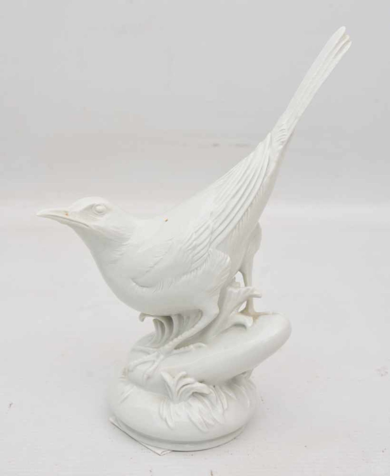 MEISSEN, Zwei Vogelfiguren, Deutschland, 1995/1991.Formnummer: 77318, der kleinere Vogel ist mit - Image 7 of 10