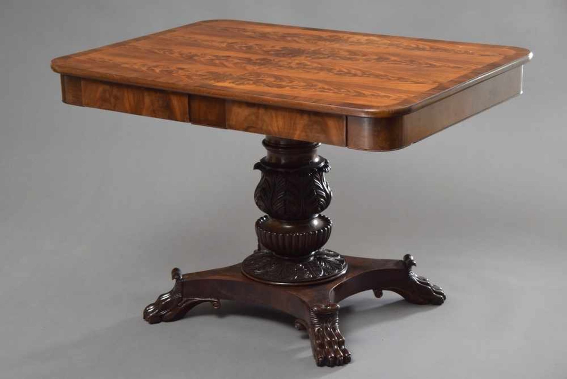 Biedermeier Tisch auf beschnitzter Mittelsäule mit Löwenfüßen, Mahagoni, 74x11x79cm