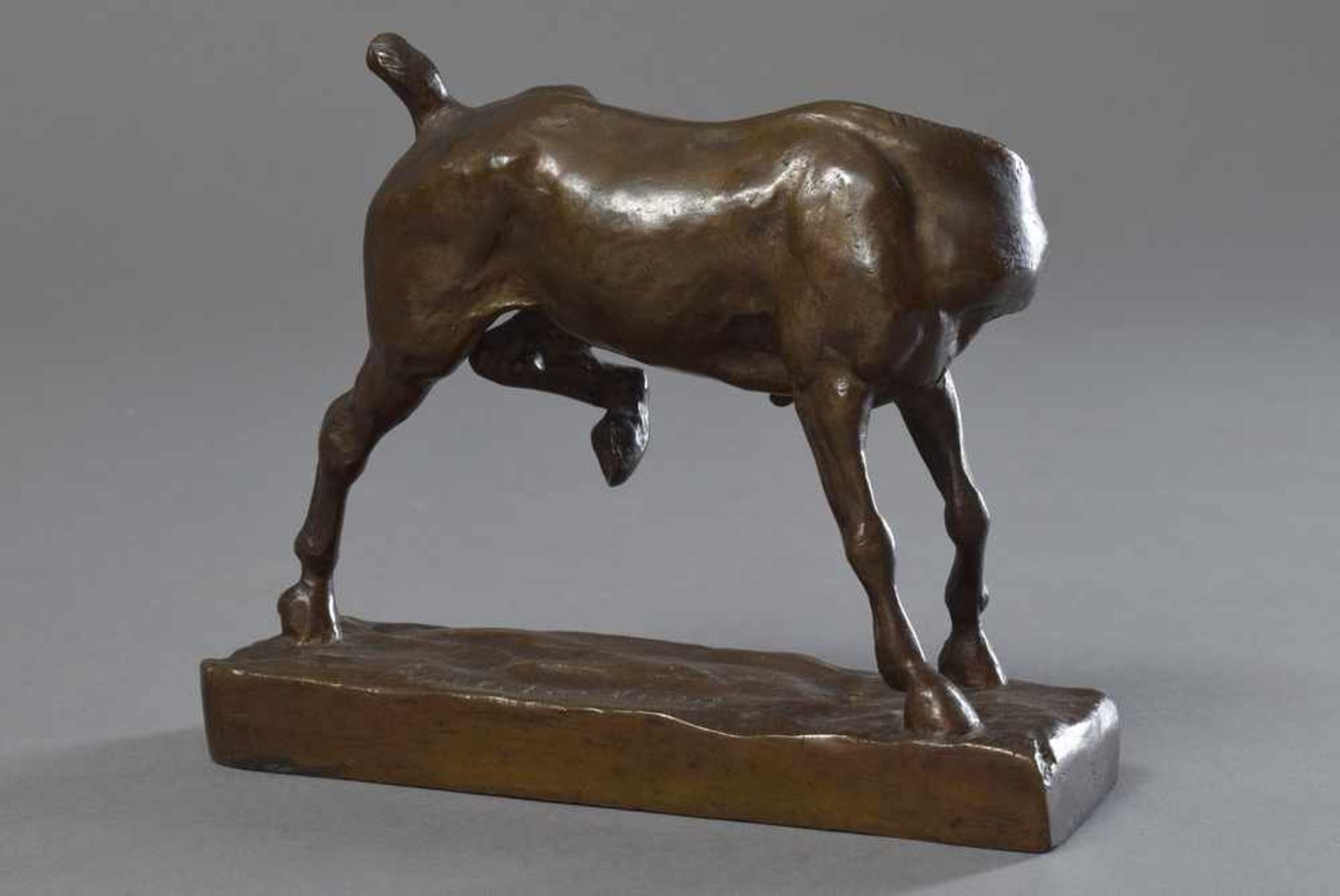 Voelckerling, Fred (1872-1945) "Stehendes Pferd", Bronze, Plinthe sign., 14,5x18x5cm Voelckerling, - Image 2 of 5