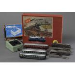 Trix Express Eisenbahn im Original Karton mit Fahrerpult 745, 10x20x15/7x40x31cm, nicht auf