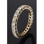 GG Memoirering mit 26 Brillanten (zus.ca. 1,30ct), 3,1g, Gr. 57,5 GG memoir ring with 26 diamonds (