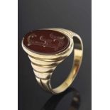 GG 585 Siegelring mit Karneolplatte "F", um 1900, 6,9g, Gr. 54,5 YG 585 Seal ring with carnelian