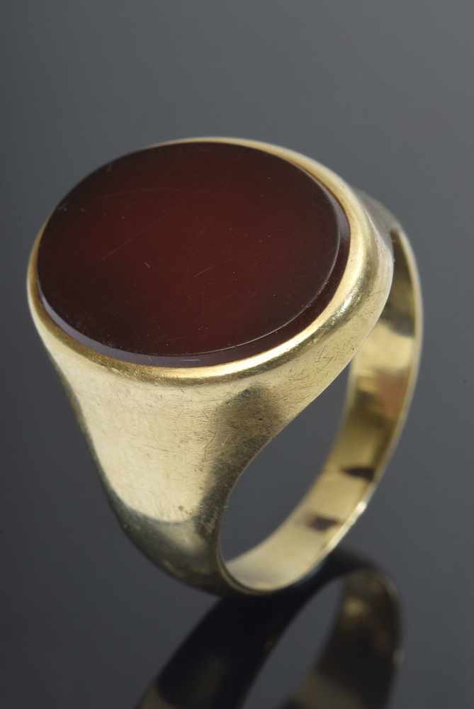 GG 585 Siegelring mit Karneol, 6,3g, Gr. 61,5 YG 585 Signet ring with carnelian, 6,3g, size 61,5