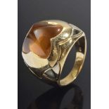 GG/WG 750 Bulgari "Pyramiden" Ring mit großem Citrin, 15,4g, Gr. 56,5 YG/WG 750 Bulgari ''Pyramids''