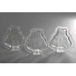 3 Diverse Glasschalen aus Cabaret, florales Schliffdekor, 15,5x16cm, z.T. etwas best. 3 Various