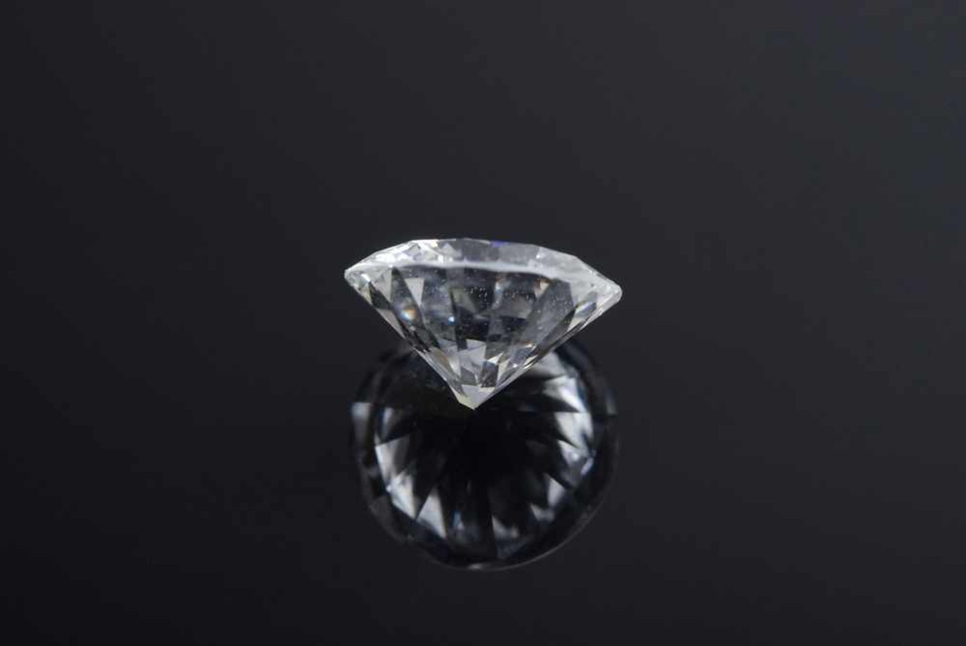 Ungefasster Brillant (6,04x6,02x3,37mm, ca. 0.75ct/VVS 1/Weiß), Proportionen sehr gut-gut, Finish - Bild 2 aus 3