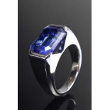 WG 750 Ring mit rechteckigem Tansanit (ca. 6.82ct), Wilm/Hamburg, 24,43g, Gr. 61,5WG 750 Ring with