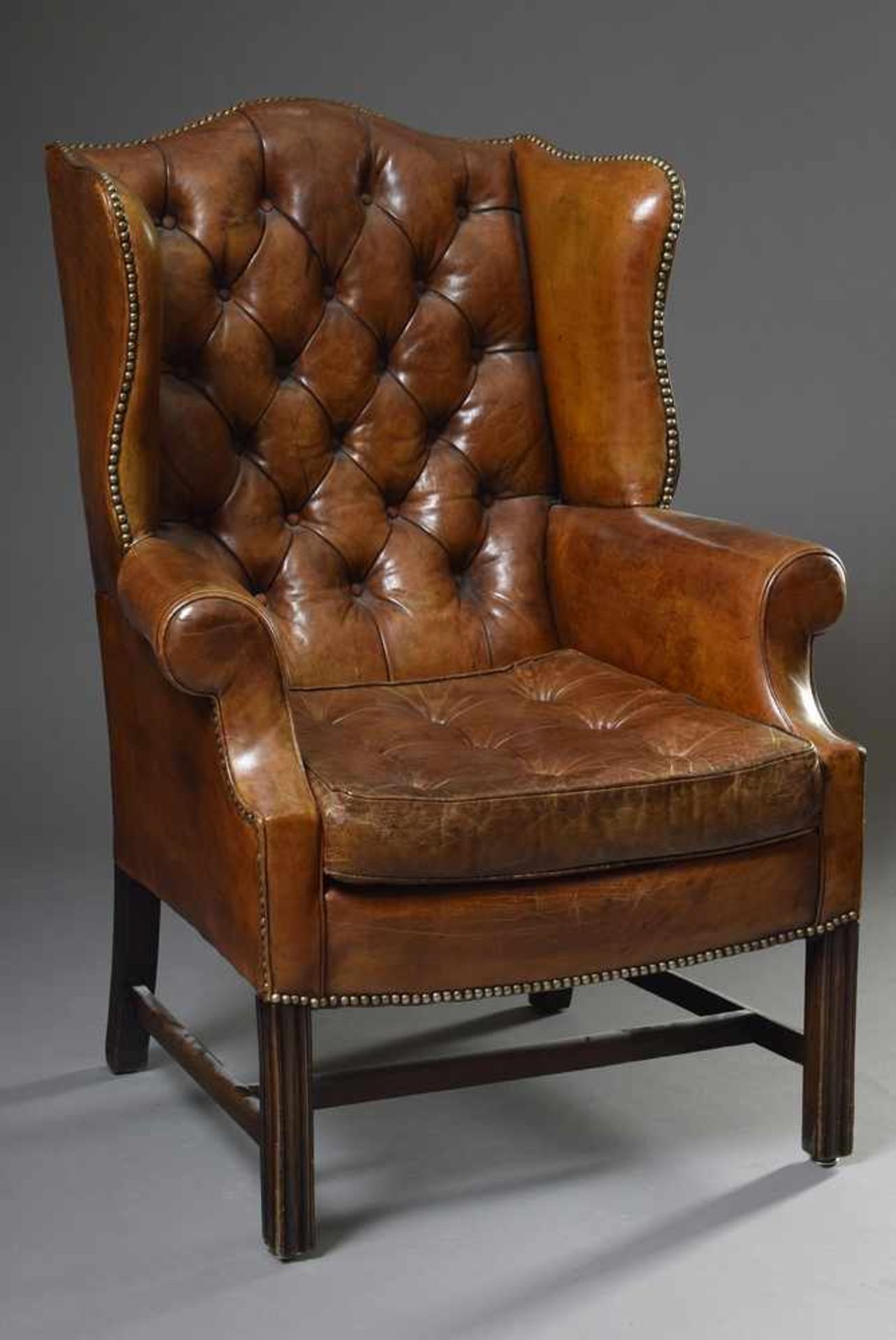 Chesterfield Ohrensessel mit brauen Lederbezug, H. 46/100cmChesterfield wing chair with brown - Bild 3 aus 4