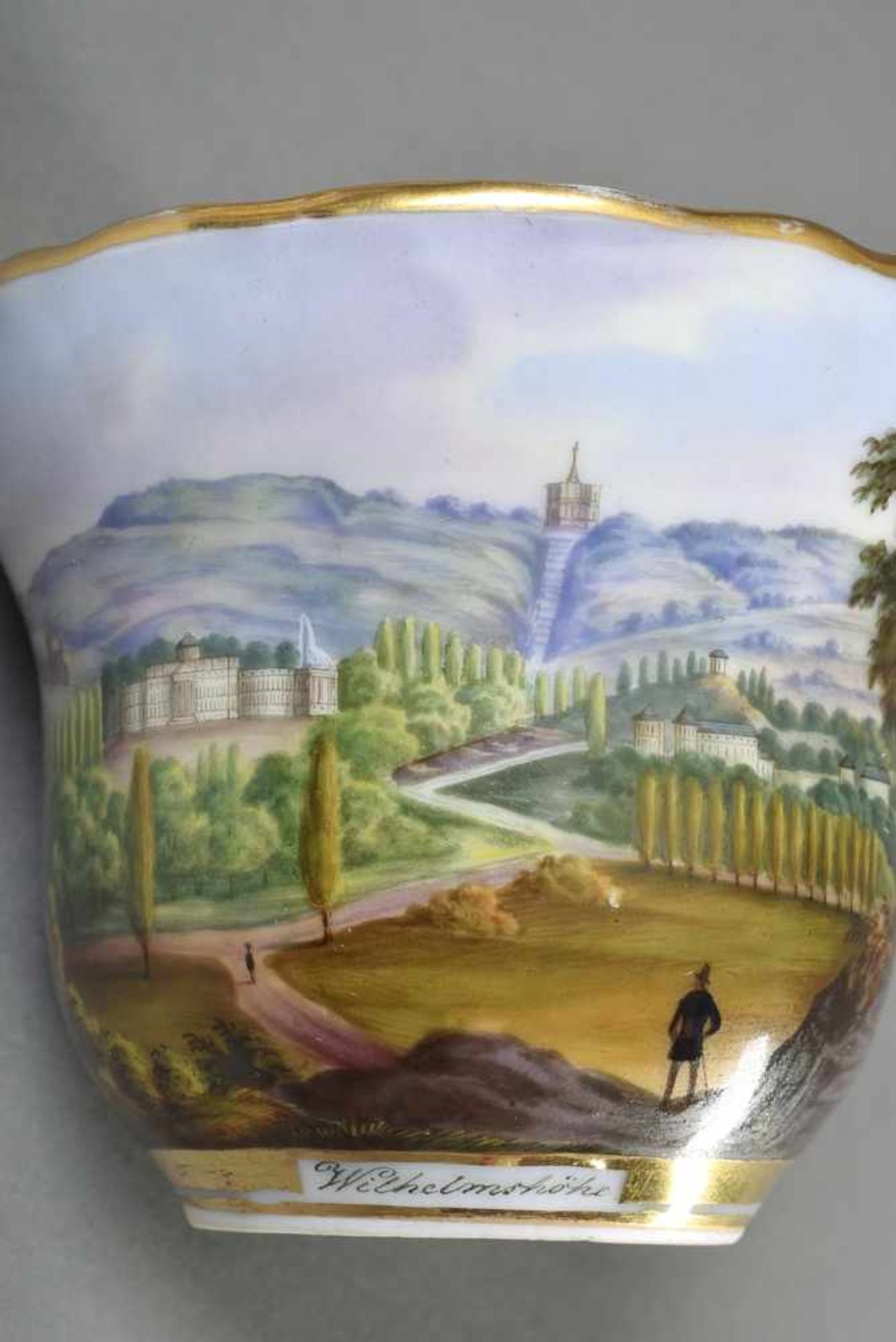 Schlesische Ansichtstasse mit lupenfeiner Malerei "Wilhelmshöhe", TPM Schlesische Porzellanfabrik, - Bild 4 aus 5