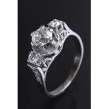 WG 585 Ring mit 9 Diamanten: 1 Altschliffdiamant (ca. 0.80 ct/Pique/Top Crystal) und 8 Brillanten (