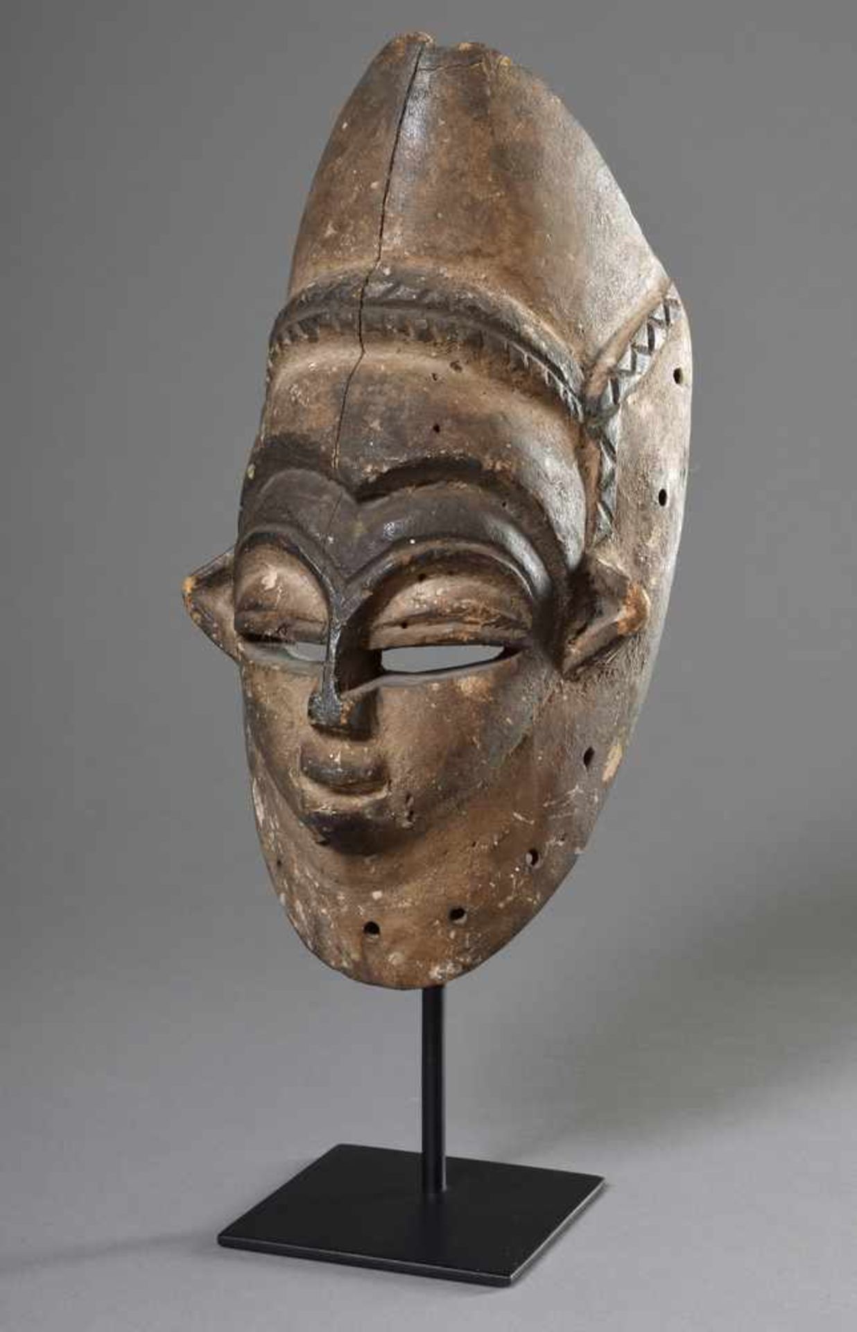 Bini Maske, Nigeria, alte Patina, aus Hbg. Privatsammlung, H. 31cmBini mask, Nigeria, old patina,