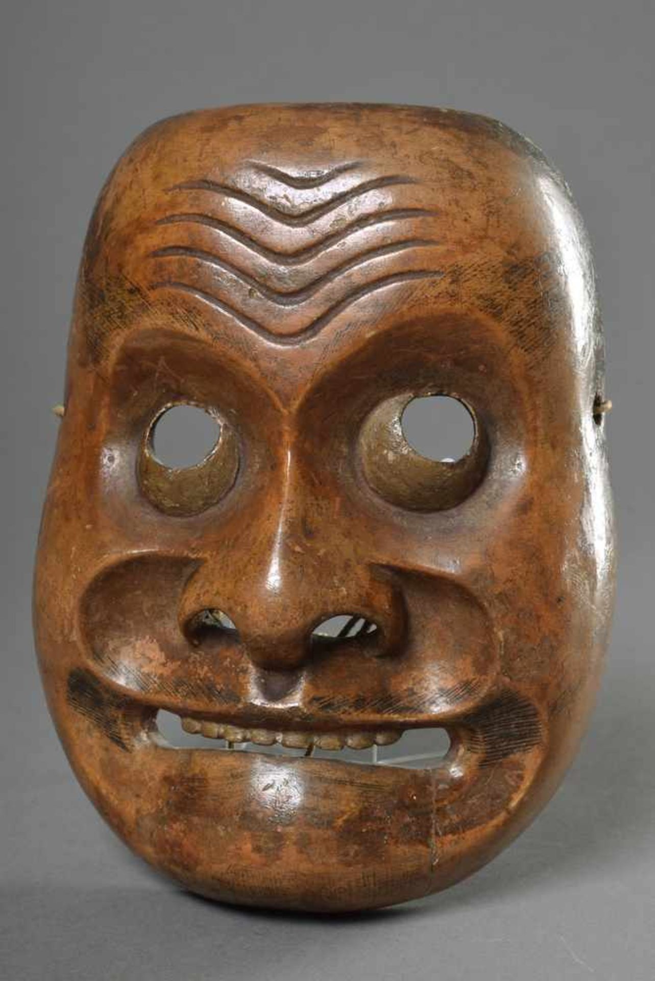 Kyogen Maske "Kentoku", Holz, partiell farbig gefasst, innen Meistermarke: Mitsumoto, Japan, etw.