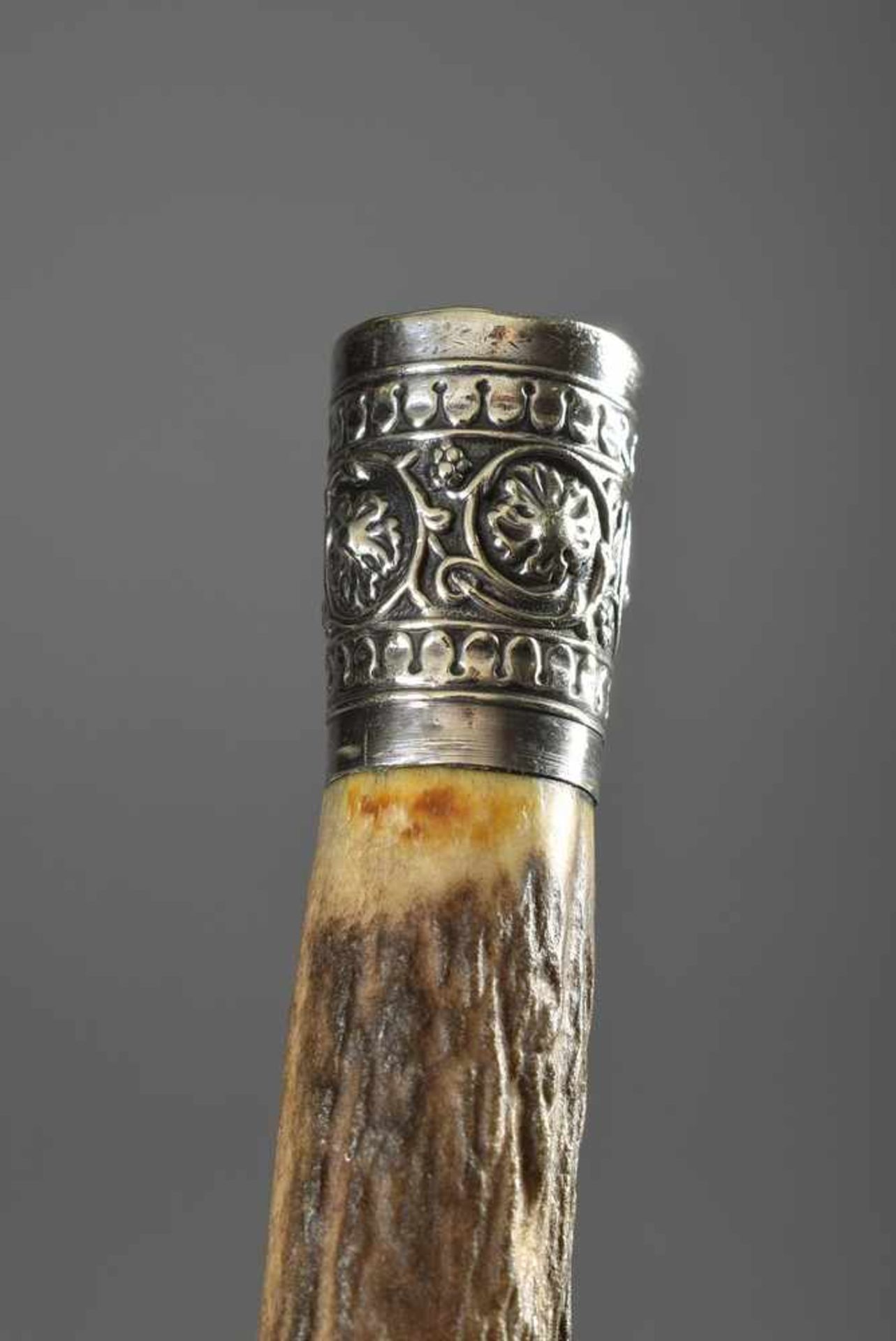 Lupe mit Geweihgriff und versilberter Manschette, L. 24,5cmMagnifying glass with antler handle and - Bild 2 aus 3